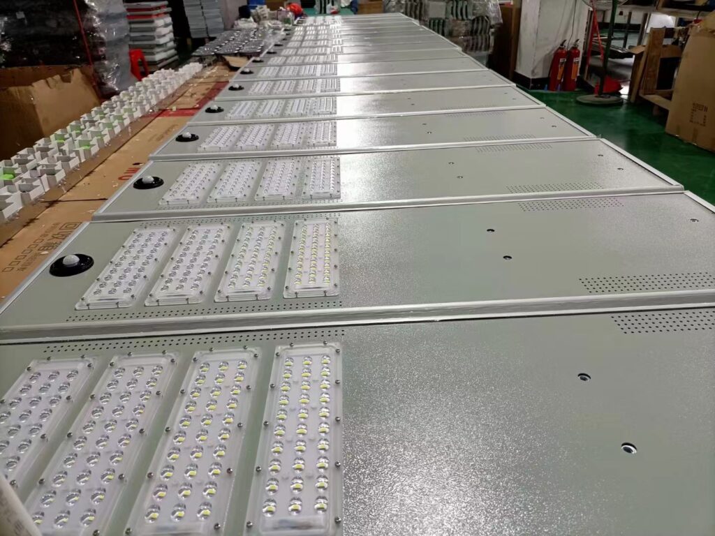 ALIHSOLAR, a wholesale solar lights factory, offers an innovative solution for street lighting.